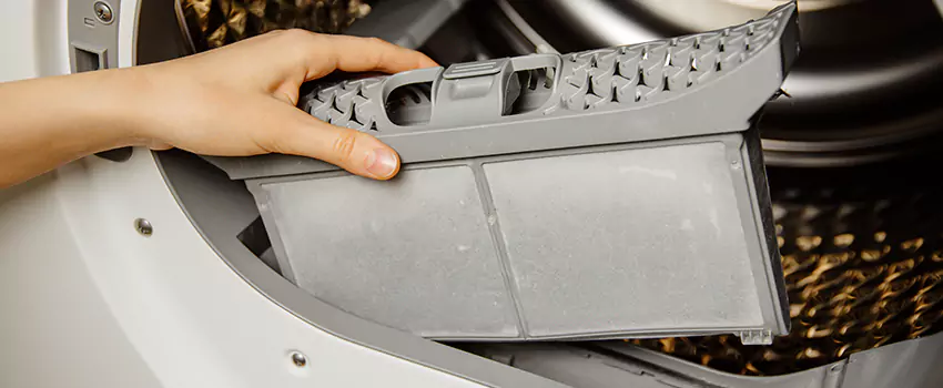 Signs Of A Clogged Dryer Lint Trap in Frankfort, Illinois